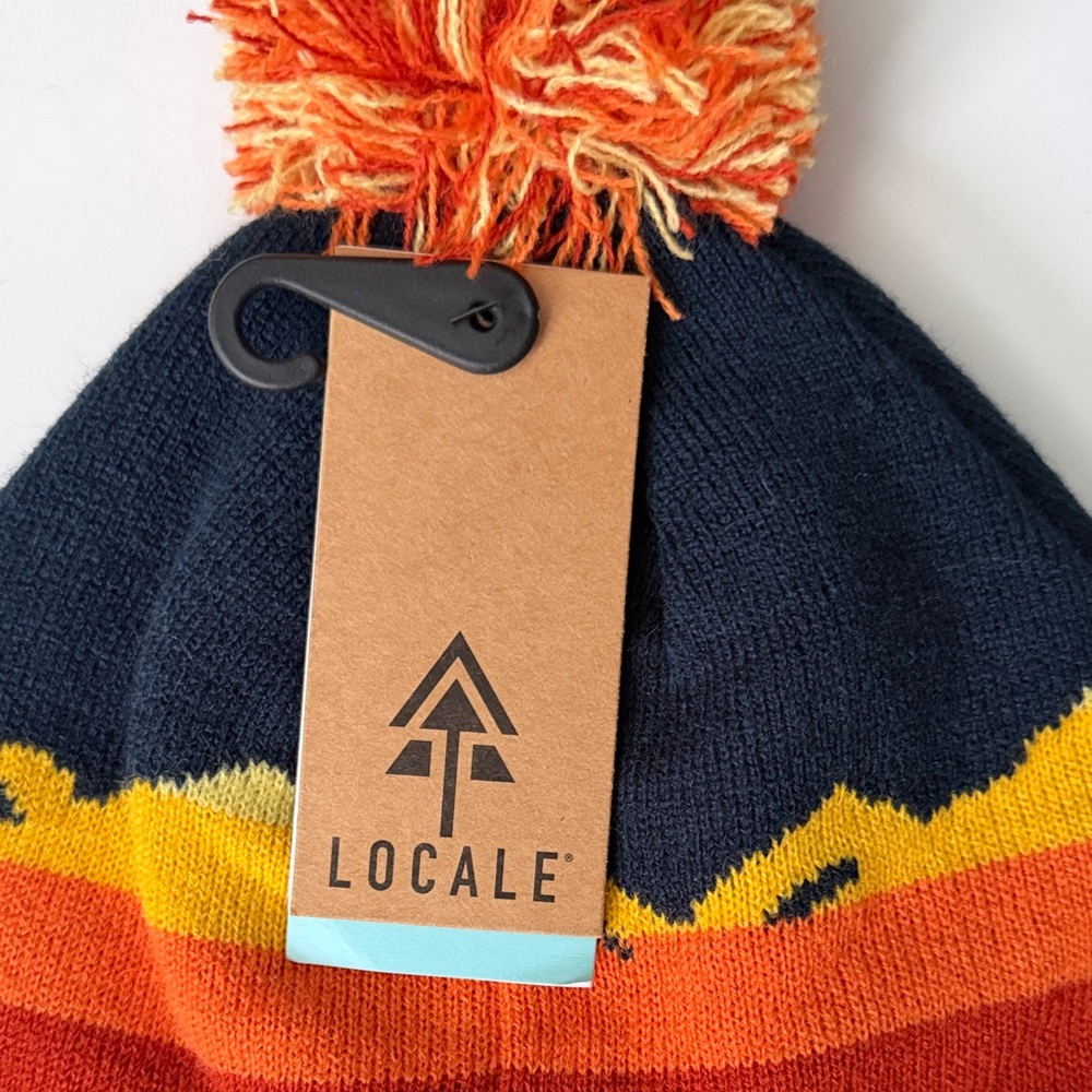 LOCALE Outdoor Multicolor Yellow Mountain Alaska blue Beanie adult winter hat - Picture 3 of 5